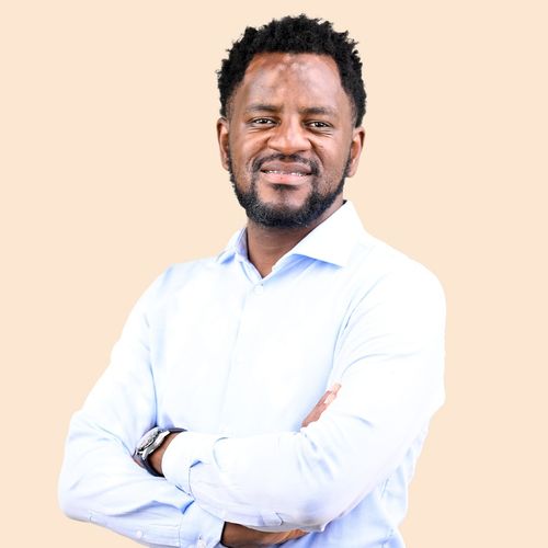 Simanga Madhlabuta